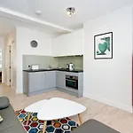 F2 Greek Street By City Living London
