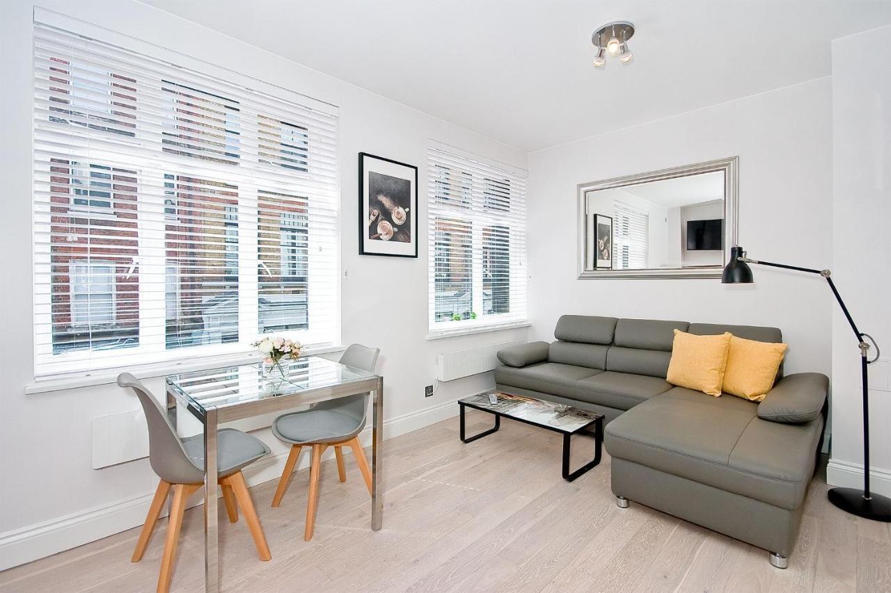 Holiday home F2 Greek Street By Living London